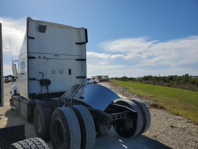 Image 3 of 2014 INTERNATIONAL PROSTAR  2014 with VIN 3HSDJAPR2EN022659