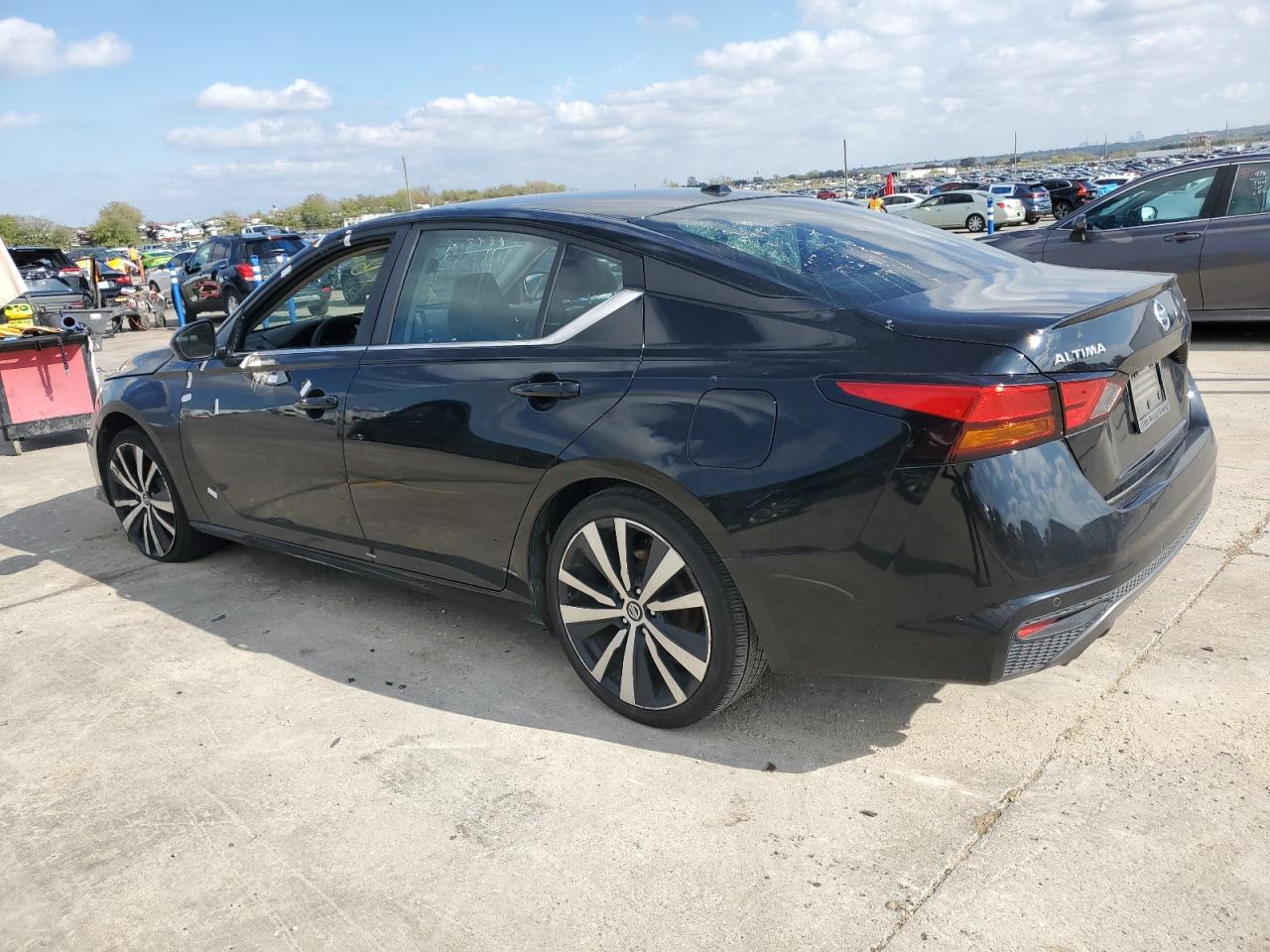Image 2 of 2020 NISSAN ALTIMA SR 2020 with VIN 1N4BL4CV8LC154754
