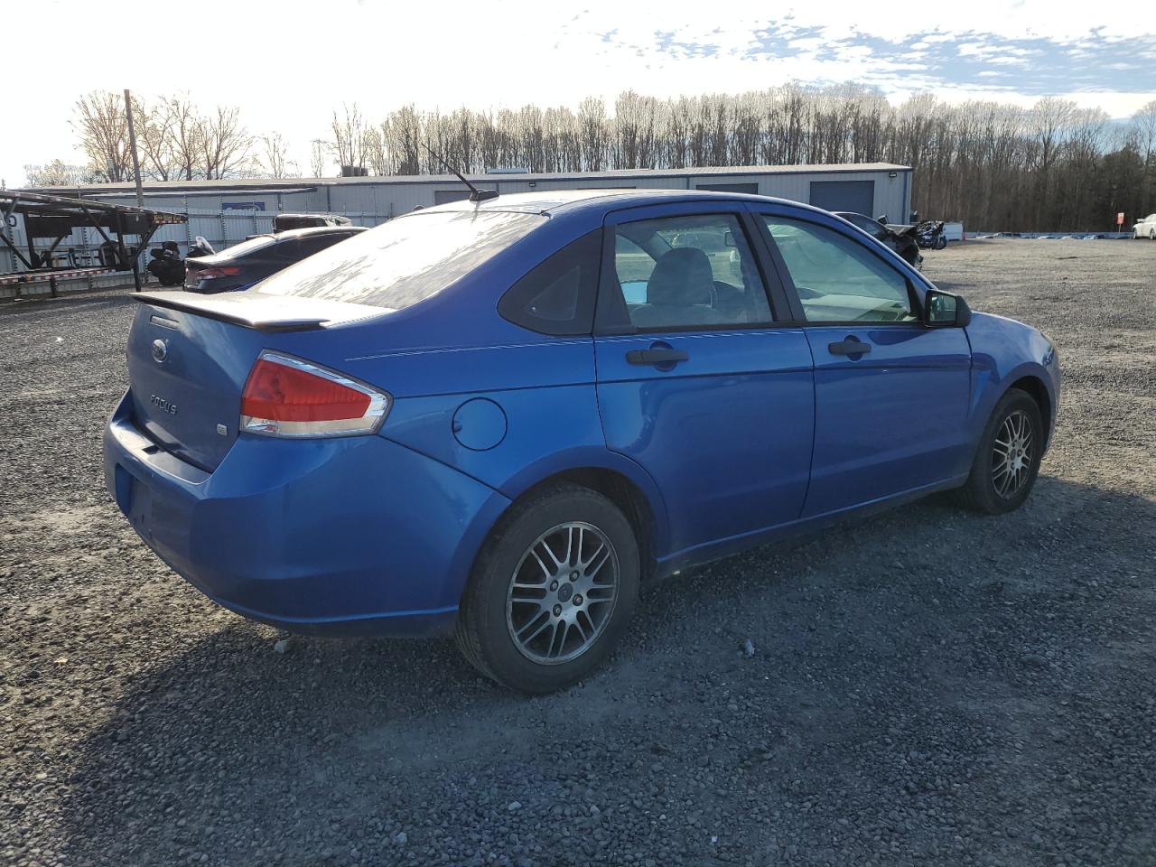Image 3 of 2010 FORD FOCUS SE 2010 with VIN 1FAHP3FN5AW212545