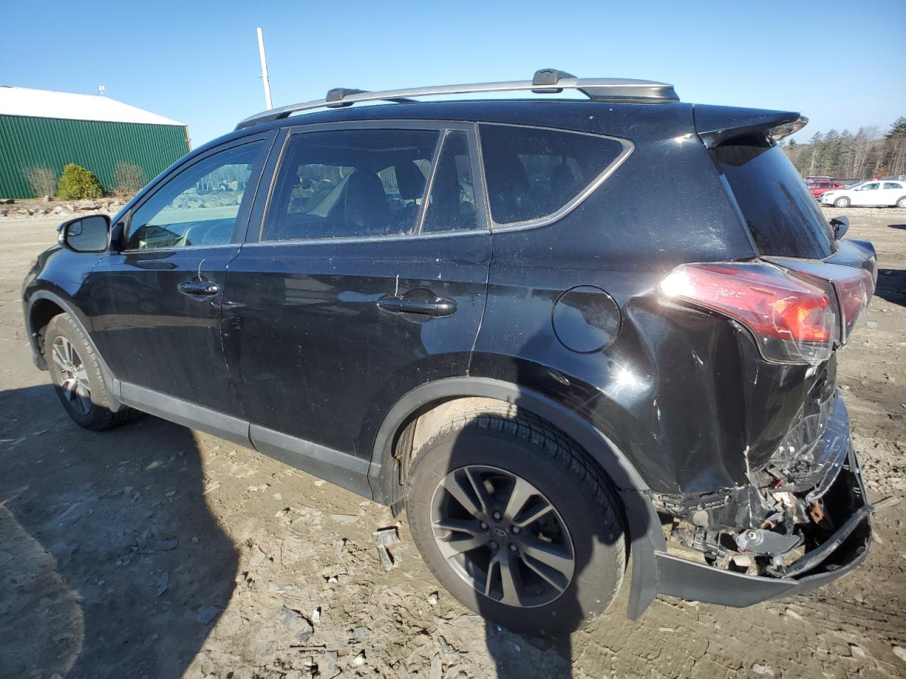 Image 2 of 2016 TOYOTA RAV4 XLE 2016 with VIN 2T3RFREV9GW519908
