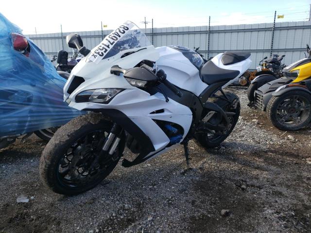 Image 2 of 2019 KAWASAKI ZX1002  2019 with VIN JKBZXVF15KA000191