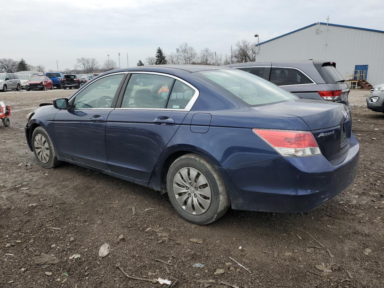Изображение 2 2010 HONDA ACCORD LX 2010 с VIN 1HGCP2F3XAA115675