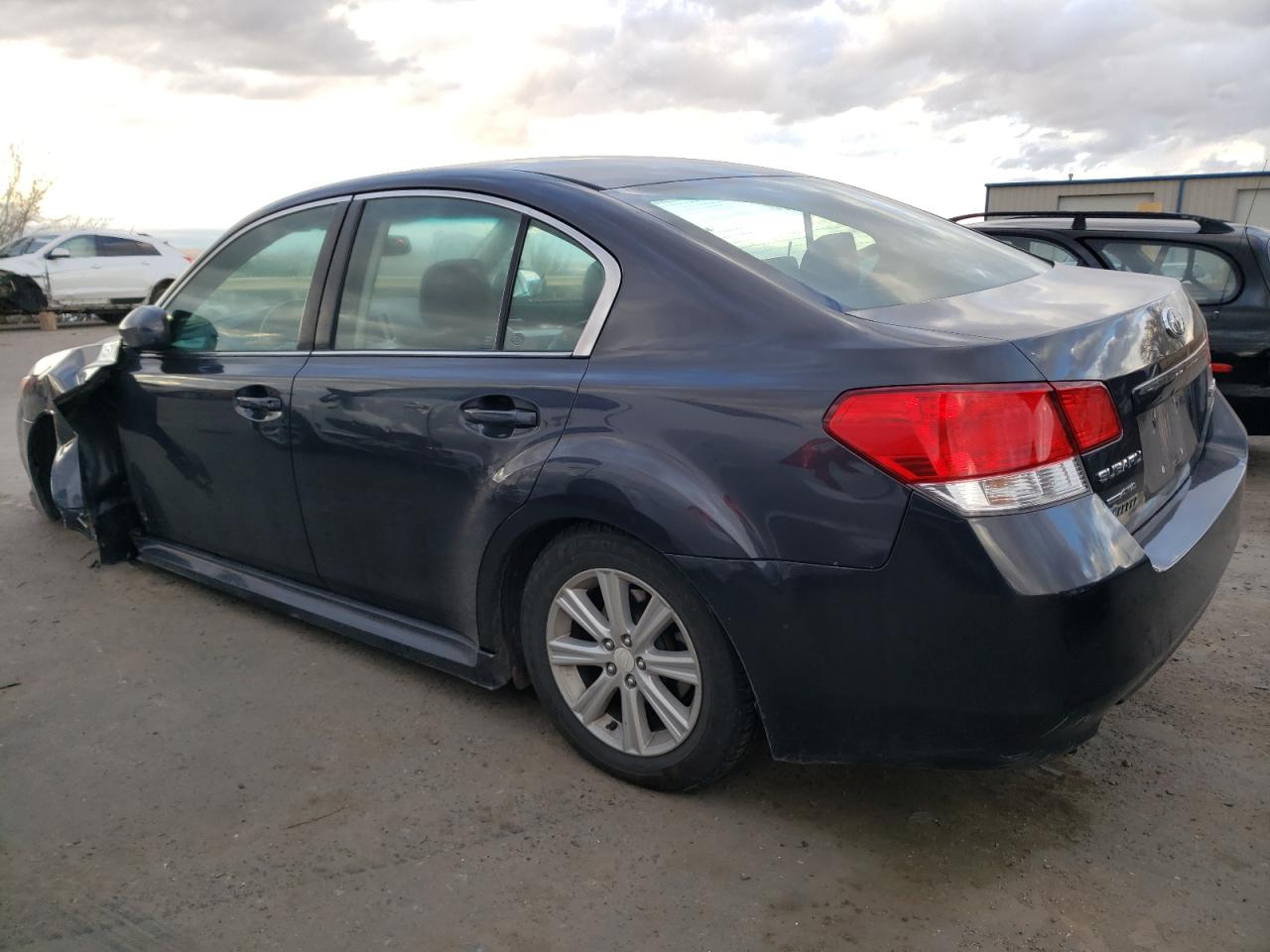 Obraz 2 z 2011 SUBARU LEGACY 2.5I PREMIUM 2011 z VIN 4S3BMBG63B3247940