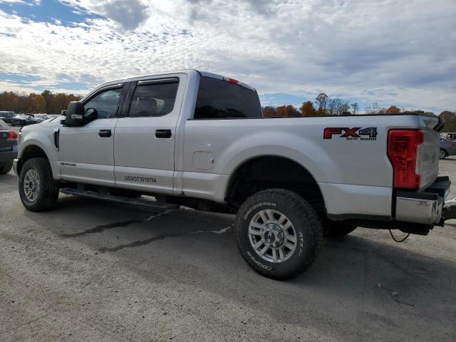 Obraz 2 z 2019 FORD F350 SUPER DUTY 2019 z VIN 1FT8W3BT7KEE09872