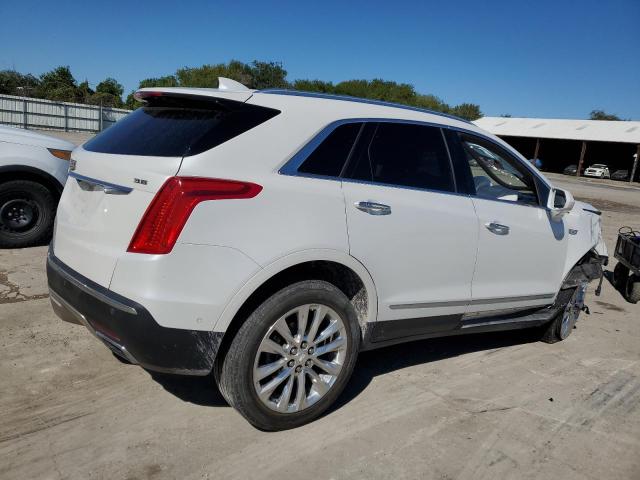 Image 3 of 2019 CADILLAC XT5 PLATINUM 2019 with VIN 1GYKNGRS1KZ112662