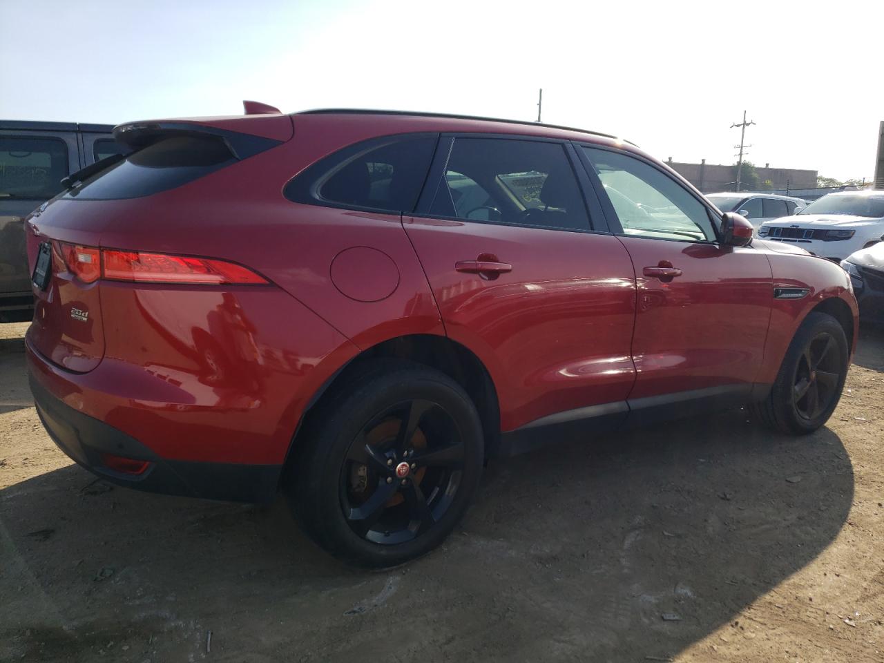 Image 3 of Jaguar F-Pace Prestige 2017 with VIN SADCK2BN8HA498325