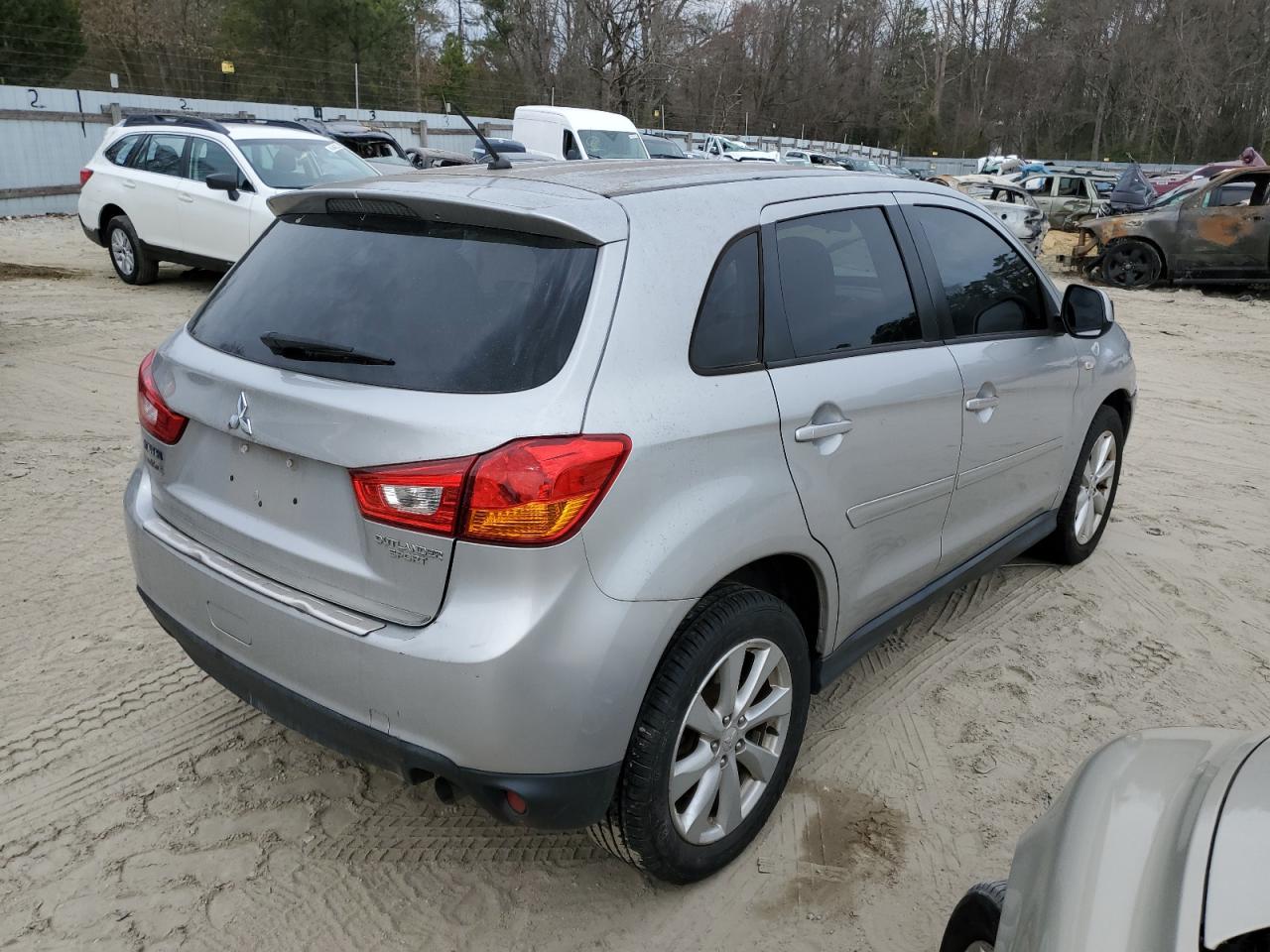 Obraz 3 z 2015 MITSUBISHI OUTLANDER SPORT ES 2015 z VIN 4A4AR3AU5FE001128