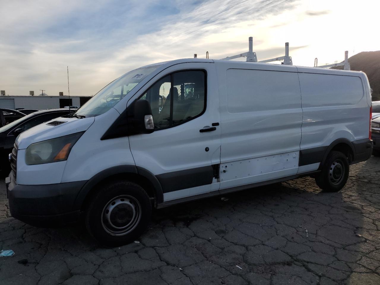 Obraz 2015 FORD TRANSIT T-250 2015