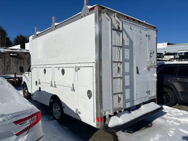 Image 3 of 2004 GMC SAVANA CUTAWAY G3500 2004 with VIN 1GDJG31U141191460