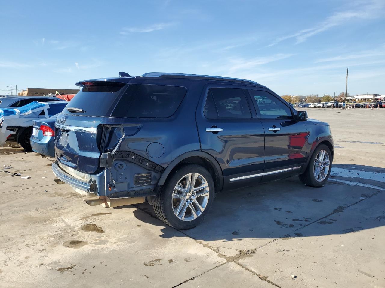 Image 3 of 2016 FORD EXPLORER LIMITED 2016 with VIN 1FM5K7F83GGC33308