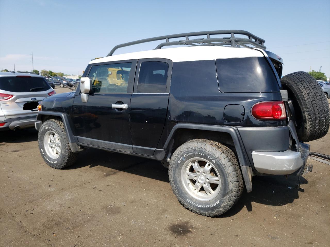 Изображение 2 2007 TOYOTA FJ CRUISER  2007 с VIN JTEBU11F470018917