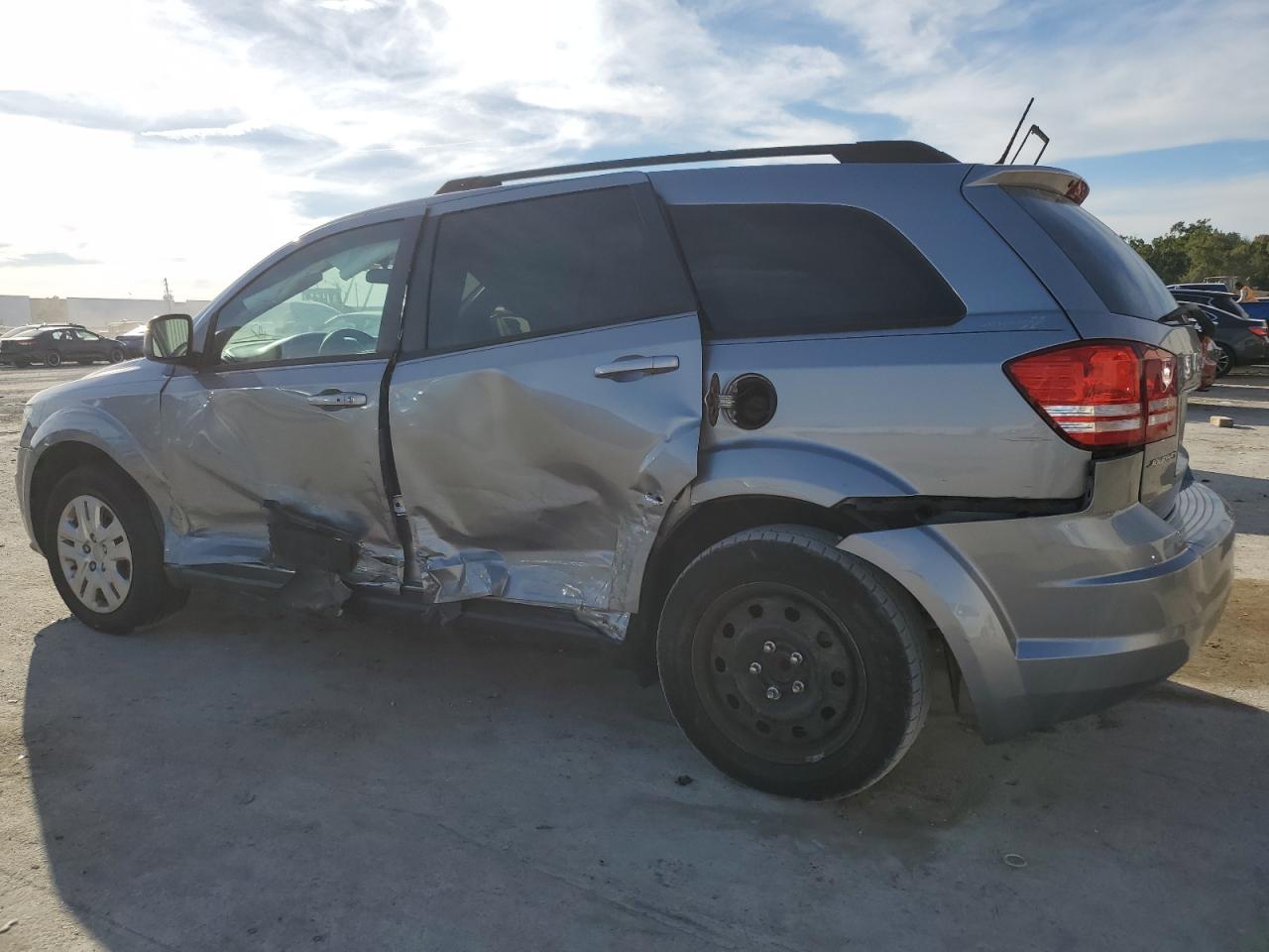 Obraz 2 z 2018 DODGE JOURNEY SE 2018 z VIN 3C4PDCAB4JT217849