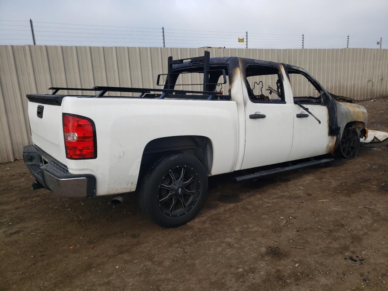 Image 3 of 2011 CHEVROLET SILVERADO C1500 LT 2011 with VIN 3GCPCSEA7BG397546