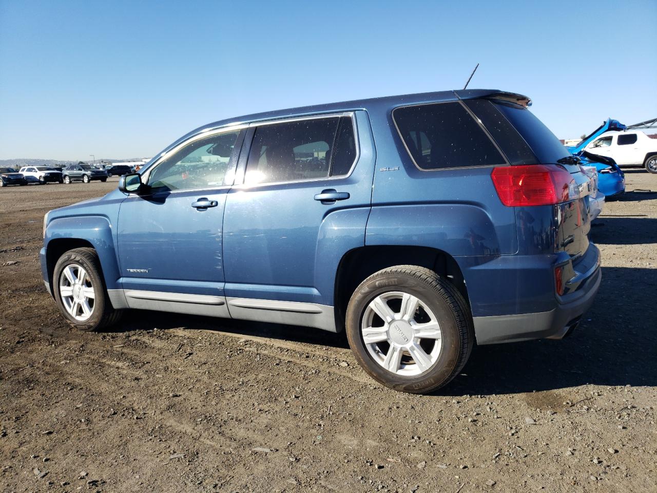 Image 2 of 2016 GMC TERRAIN SLE 2016 with VIN 2GKALMEK6G6230922