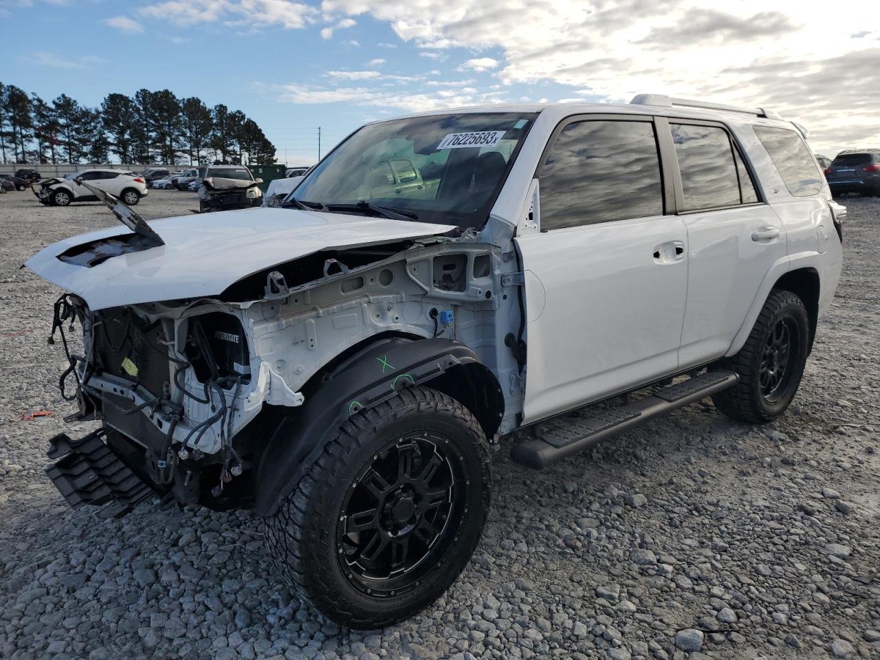 Obraz 2017 TOYOTA 4RUNNER SR5 2017
