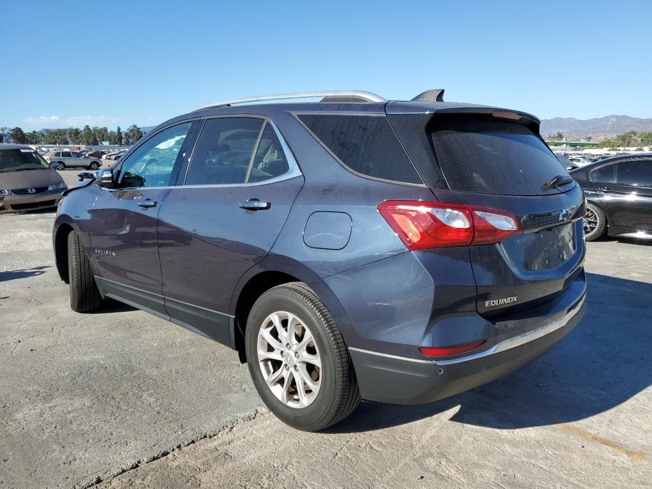 Obraz 2 z 2019 CHEVROLET EQUINOX LT 2019 z VIN 3GNAXKEV5KL289549