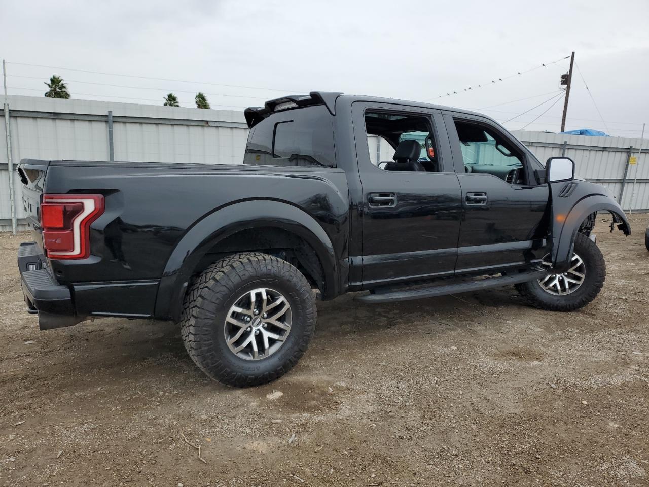 Obraz 3 z 2018 FORD F150 RAPTOR 2018 z VIN 1FTFW1RGXJFE46640
