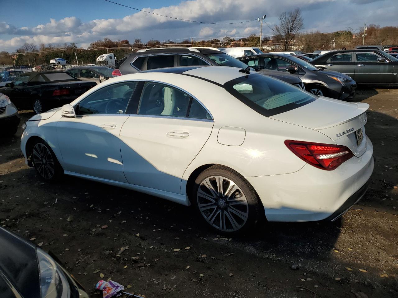 Изображение 2 2017 MERCEDES-BENZ CLA 250 4MATIC 2017 с VIN WDDSJ4GB1HN494099