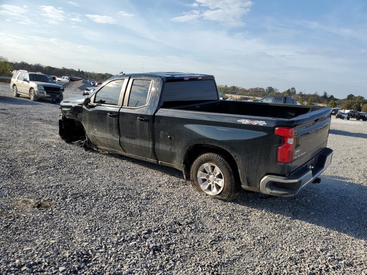 Изображение 2 2019 CHEVROLET SILVERADO K1500 LT 2019 с VIN 1GCRYDEK0KZ268420