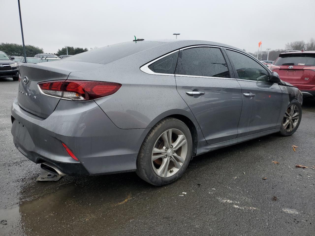 Obraz 3 z 2018 HYUNDAI SONATA SPORT 2018 z VIN 5NPE34AF8JH614984