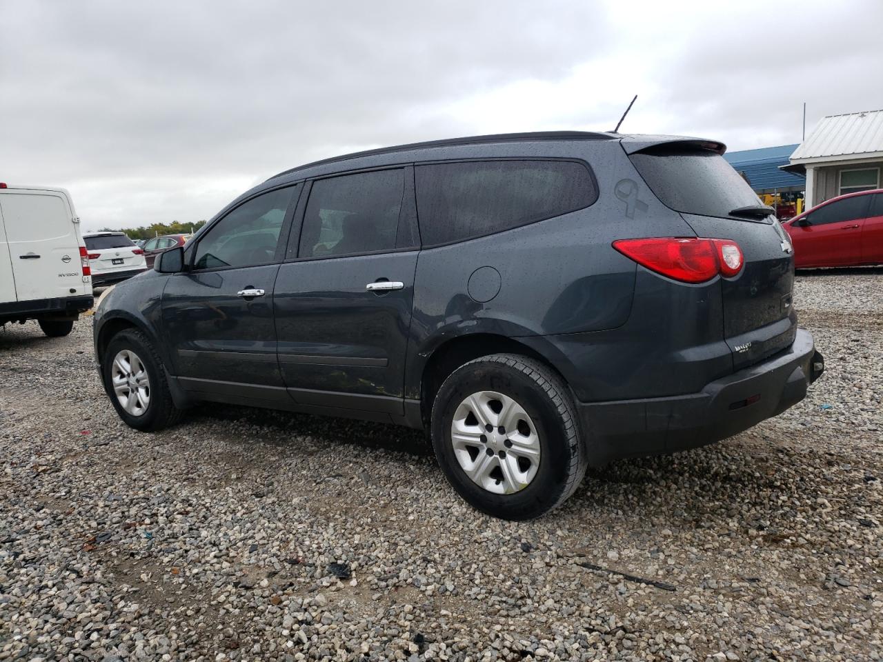 Obraz 2 z 2011 CHEVROLET TRAVERSE LS 2011 z VIN 1GNKRFED5BJ371589