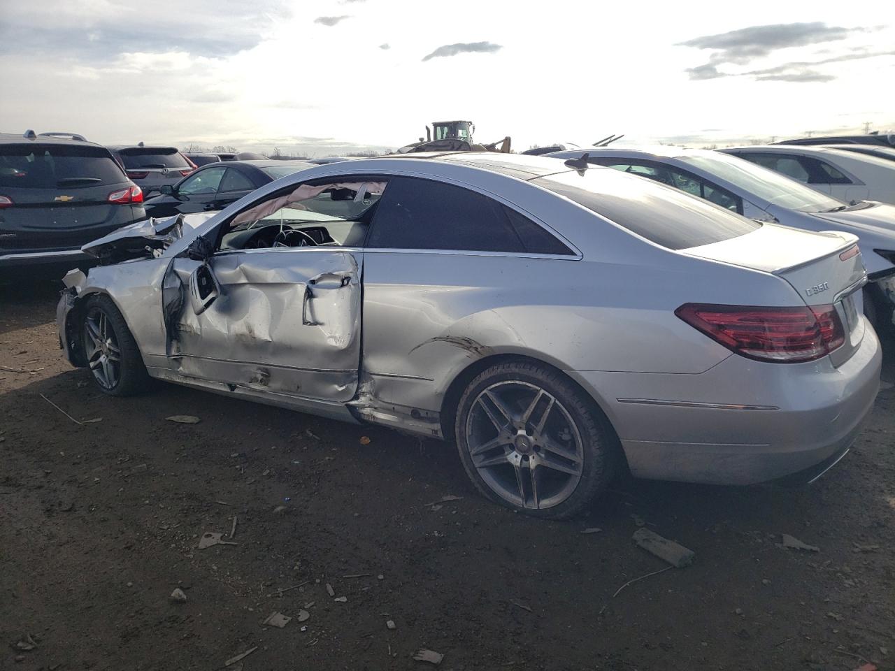 Image 2 of 2014 MERCEDES-BENZ E 350 4MATIC 2014 with VIN WDDKJ8JB5EF282831