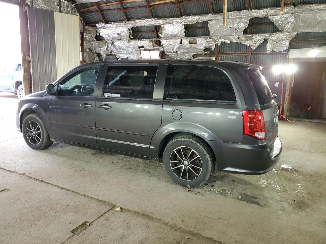 Image 2 of 2015 DODGE GRAND CARAVAN SXT 2015 with VIN 2C4RDGCG9FR542810