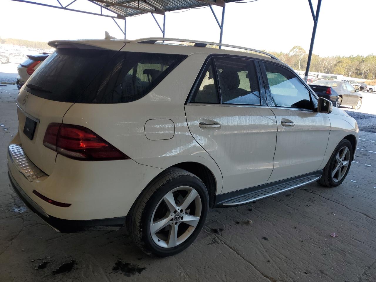 Image 3 of 2018 MERCEDES-BENZ GLE 350 2018 with VIN 4JGDA5JB0JB165138