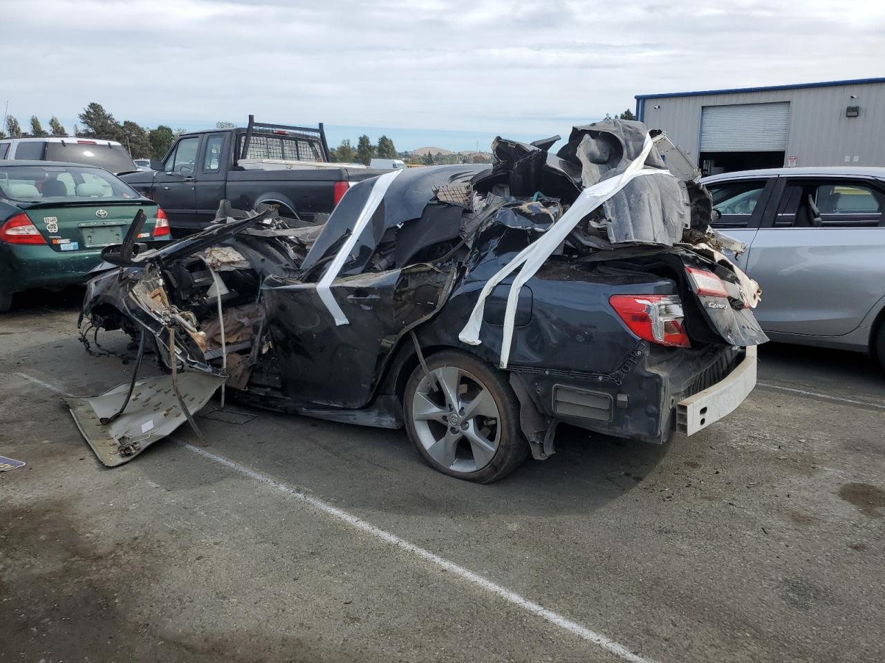 Obraz 2 z 2014 TOYOTA CAMRY L 2014 z VIN 4T1BF1FK7EU871463