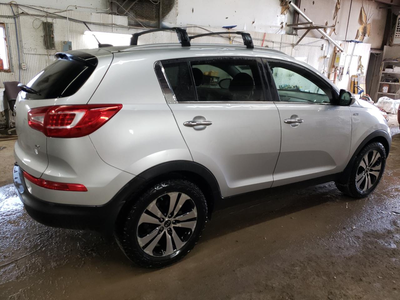 Image 3 of 2011 KIA SPORTAGE EX 2011 with VIN KNDPCCA2XB7048512