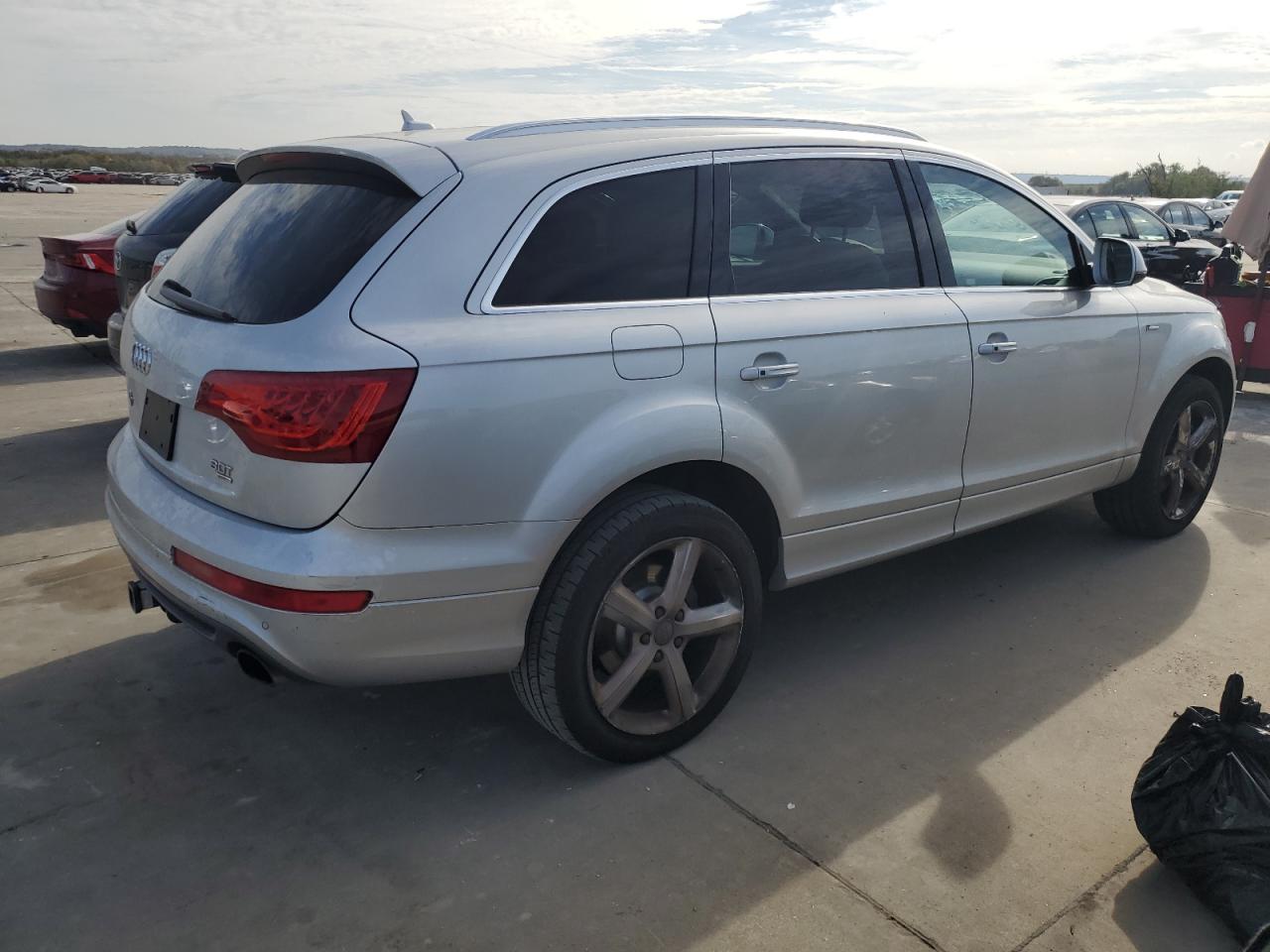 Obraz 3 z 2015 AUDI Q7 PRESTIGE 2015 z VIN WA1DGAFE0FD013042