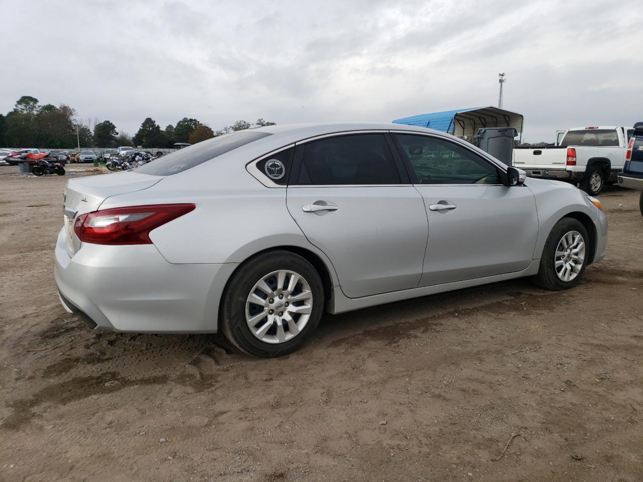Image 3 of 2018 NISSAN ALTIMA 2.5 2018 with VIN 1N4AL3AP4JC190335