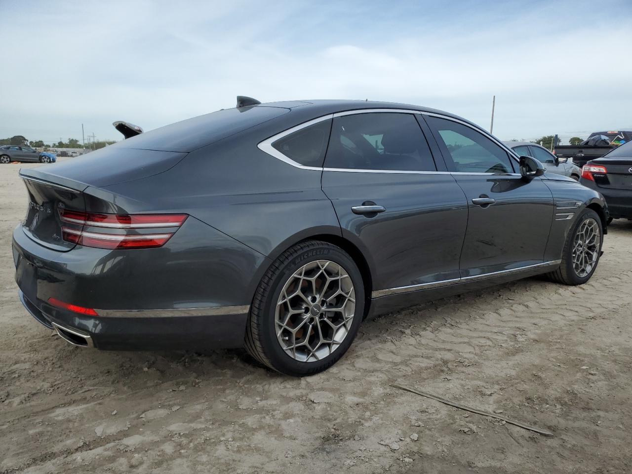 Изображение 3 2021 GENESIS G80 BASE 2021 с VIN KMTGB4SC8MU048935
