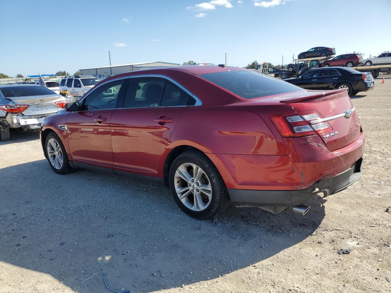 Изображение 2 2015 FORD TAURUS SEL 2015 с VIN 1FAHP2E88FG176910