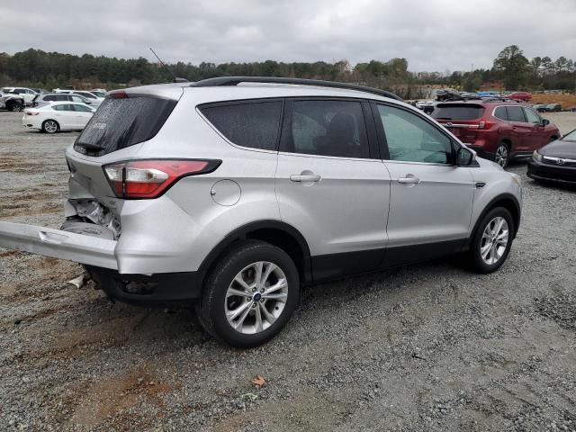 Image 3 of 2017 FORD ESCAPE SE 2017 with VIN 1FMCU0GD0HUE50127