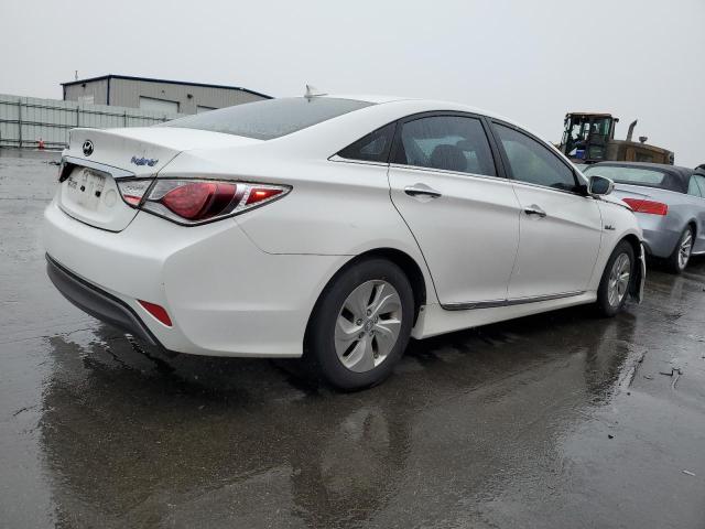 Image 3 of 2013 HYUNDAI SONATA HYBRID 2013 with VIN KMHEC4A47DA078891