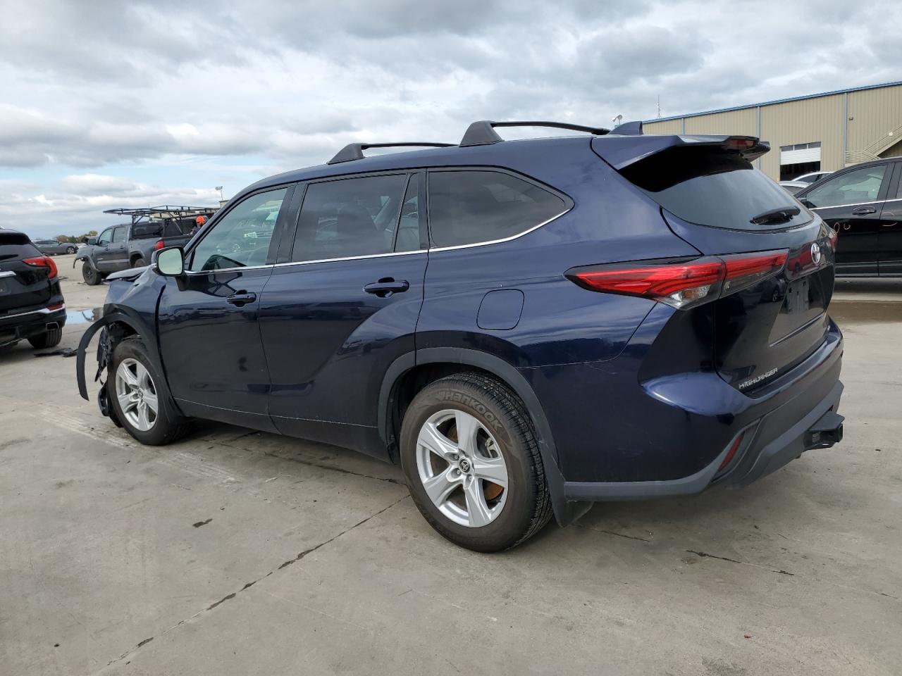 Image 2 of 2021 TOYOTA HIGHLANDER L 2021 with VIN 5TDCZRBH8MS144361