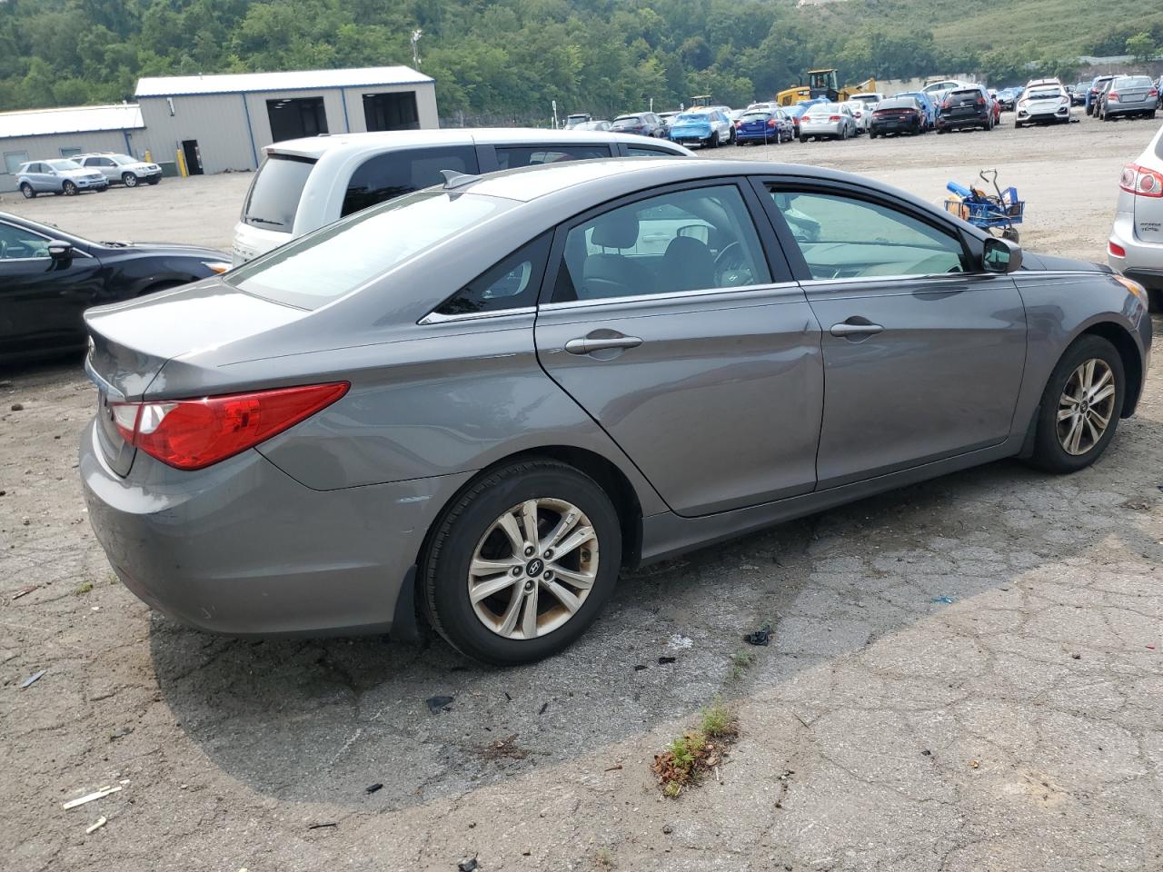 Изображение 3 2013 HYUNDAI SONATA GLS 2013 с VIN 5NPEB4AC4DH723133