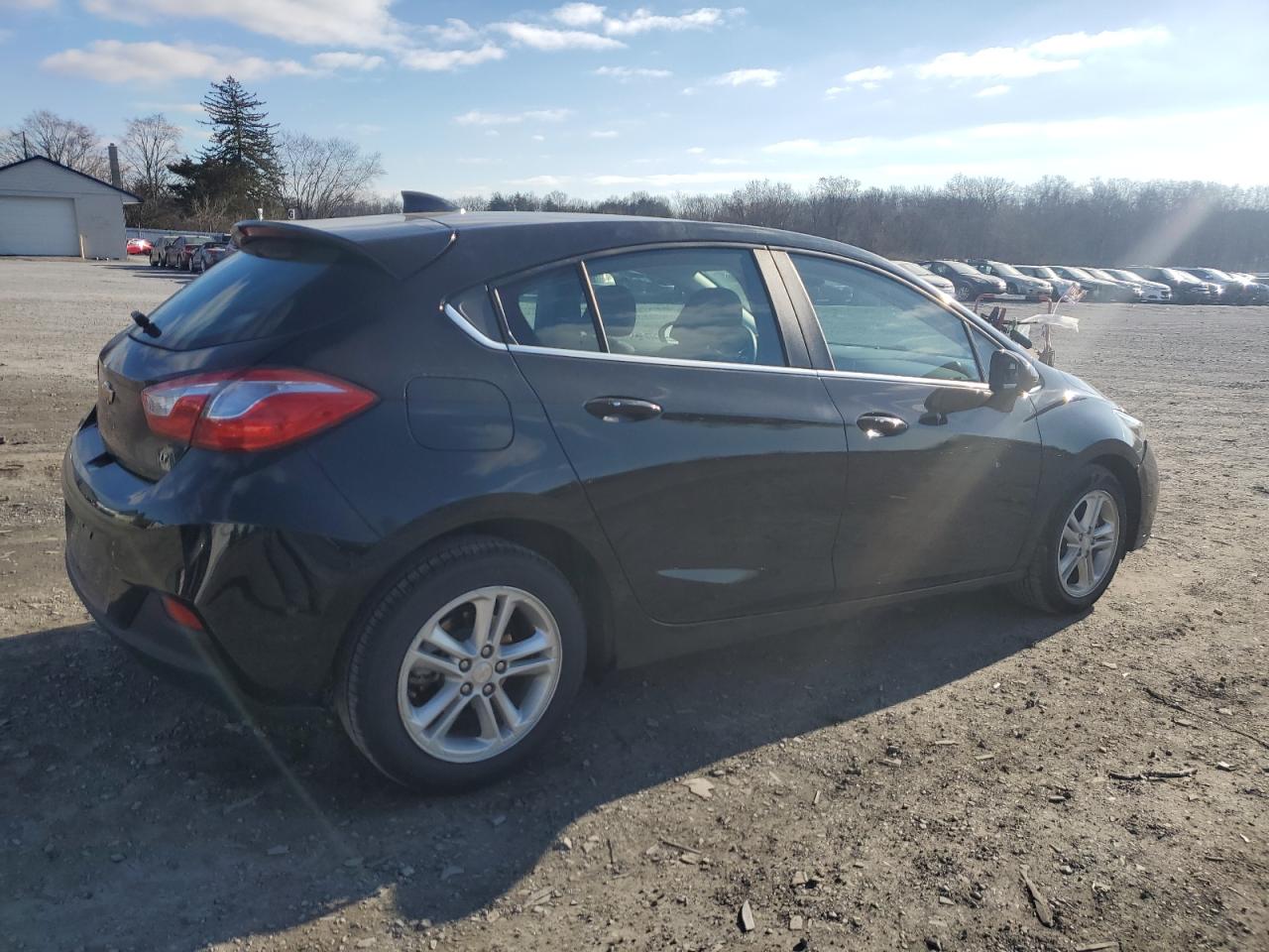 Image 3 of 2018 CHEVROLET CRUZE LT 2018 with VIN 3G1BE6SM1JS600154