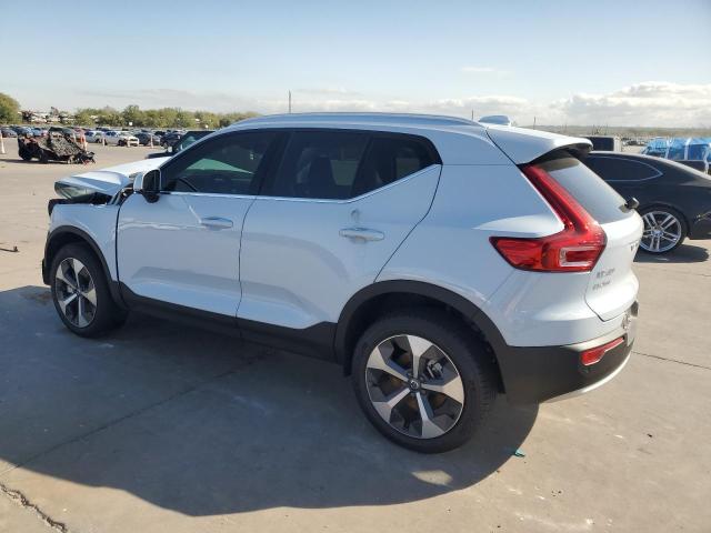 Image 2 of 2024 VOLVO XC40 CORE 2024 with VIN YV4L12UK6R2222901