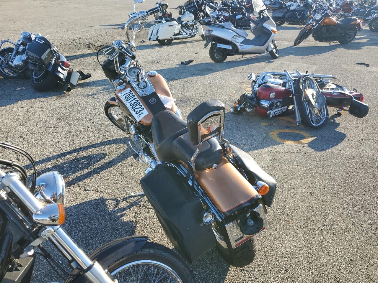 Obraz 3 z 2008 HARLEY-DAVIDSON FXDWG 105TH ANNIVERSARY EDITION 2008 z VIN 1HD1GP4448K301651