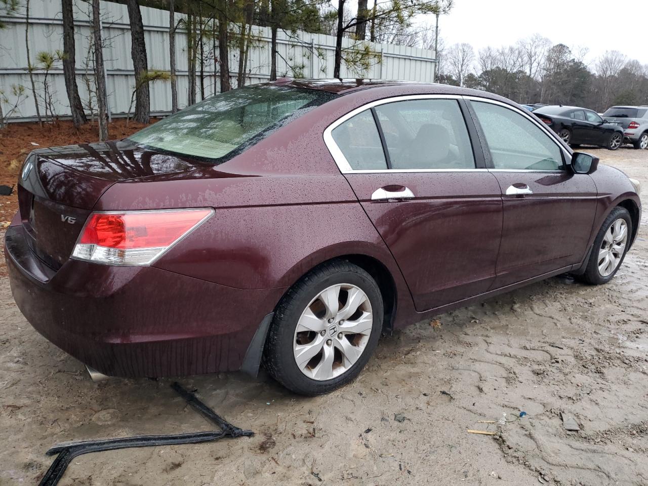 Изображение 3 2010 HONDA ACCORD EXL 2010 с VIN 5KBCP3F81AB016154