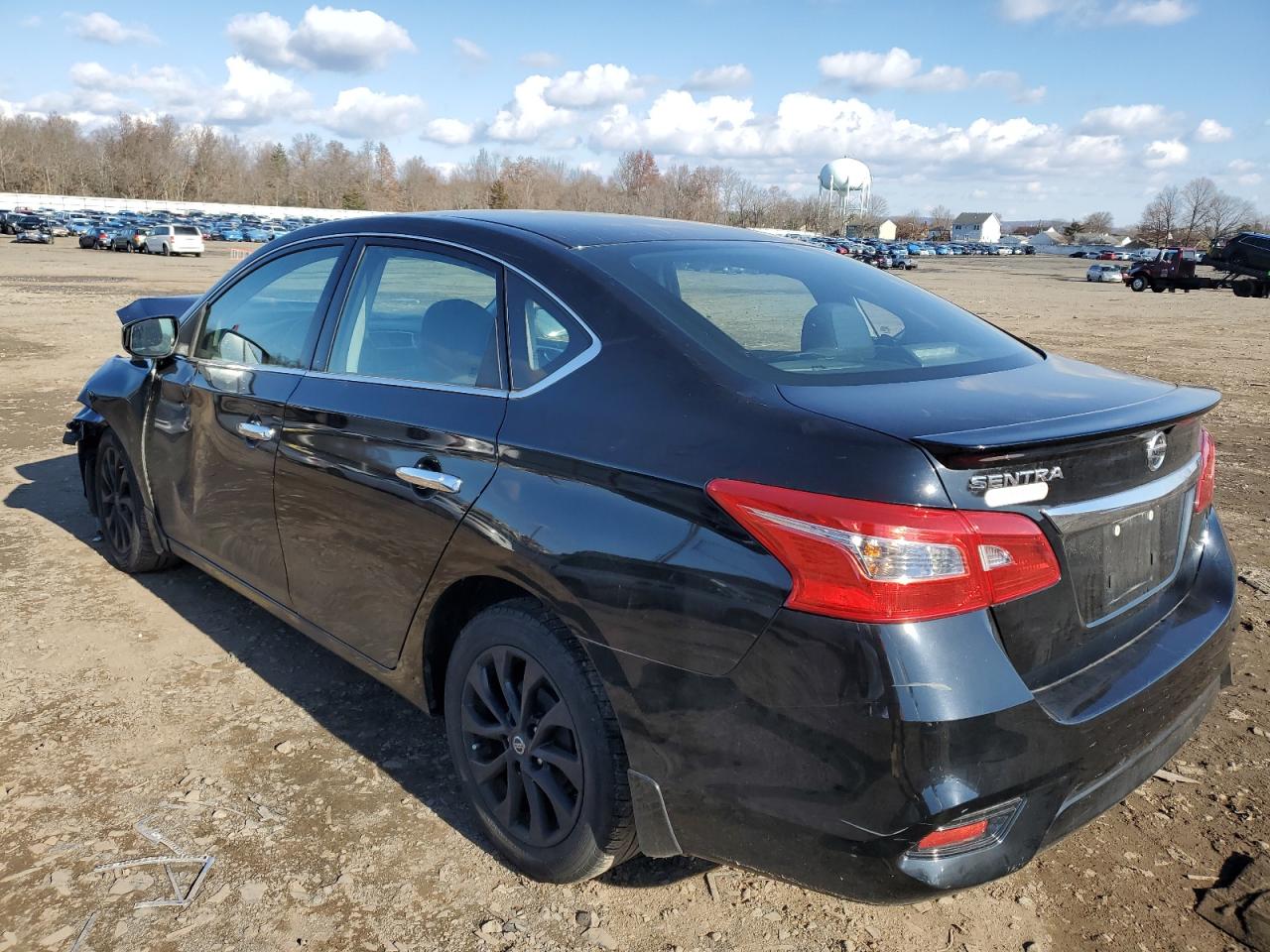 Изображение 2 2018 NISSAN SENTRA S 2018 с VIN 3N1AB7AP8JY329641