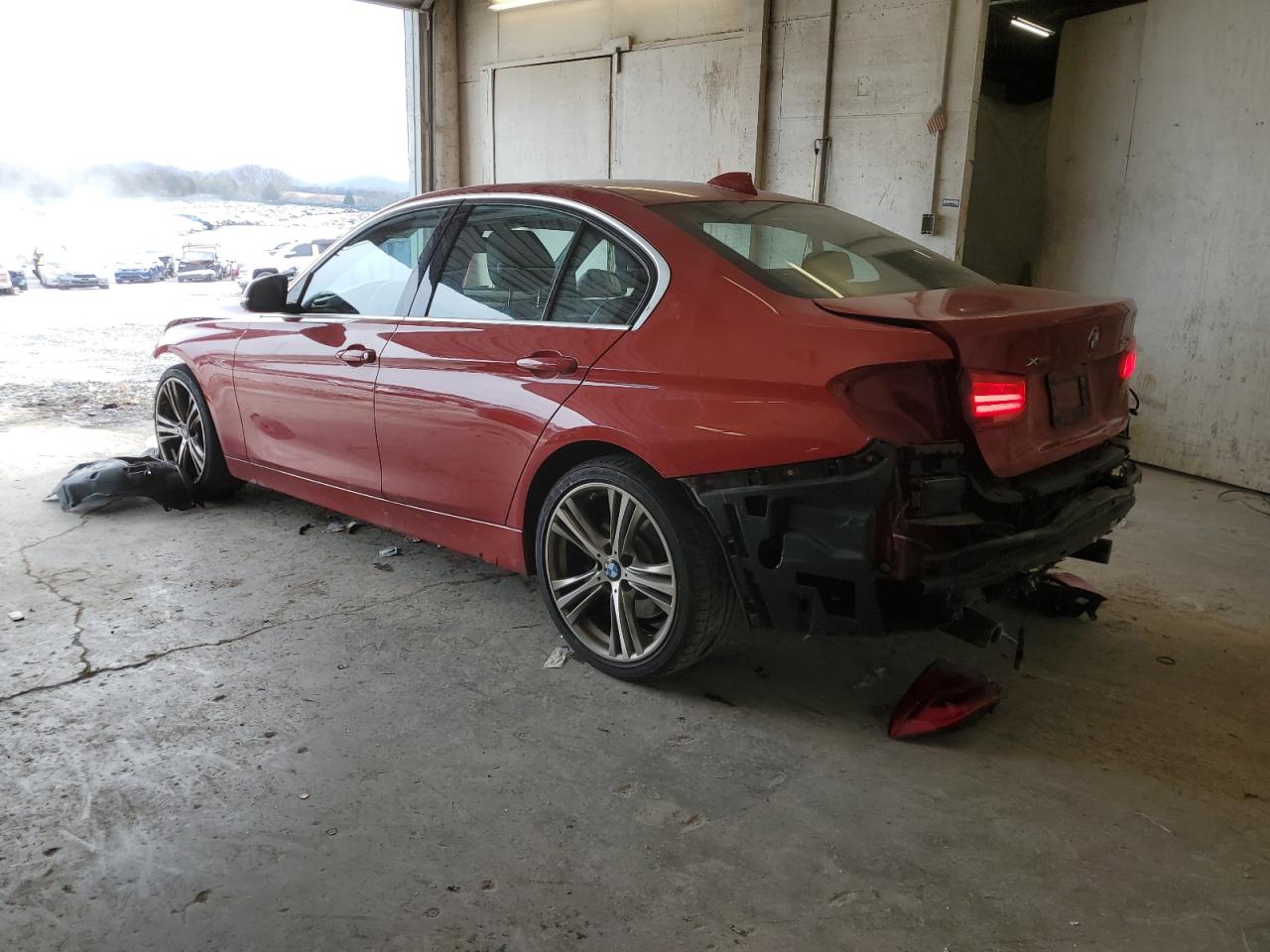 Obraz 2 z 2016 BMW 340 XI 2016 z VIN WBA8B7G50GNT95721