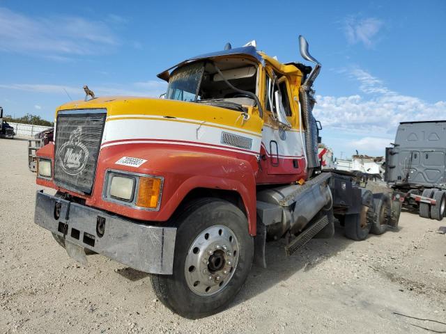 Image 2 of 2001 MACK 600 CH600 2001 with VIN 1M2AA18Y61W134166