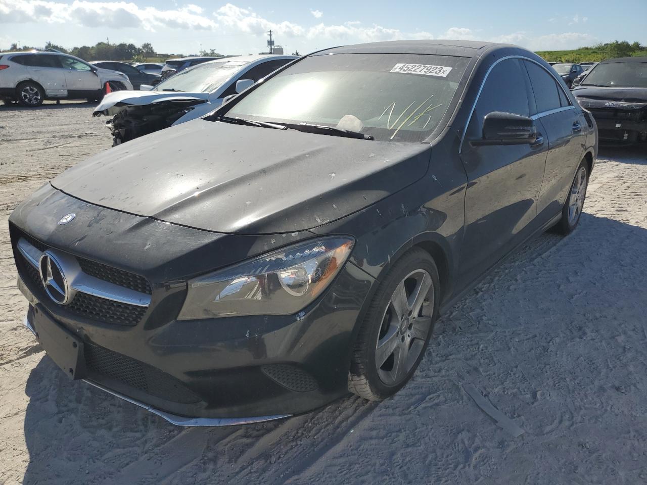 Image 1 of 2018 MERCEDES-BENZ CLA 250 2018 with VIN WDDSJ4EB7JN509892