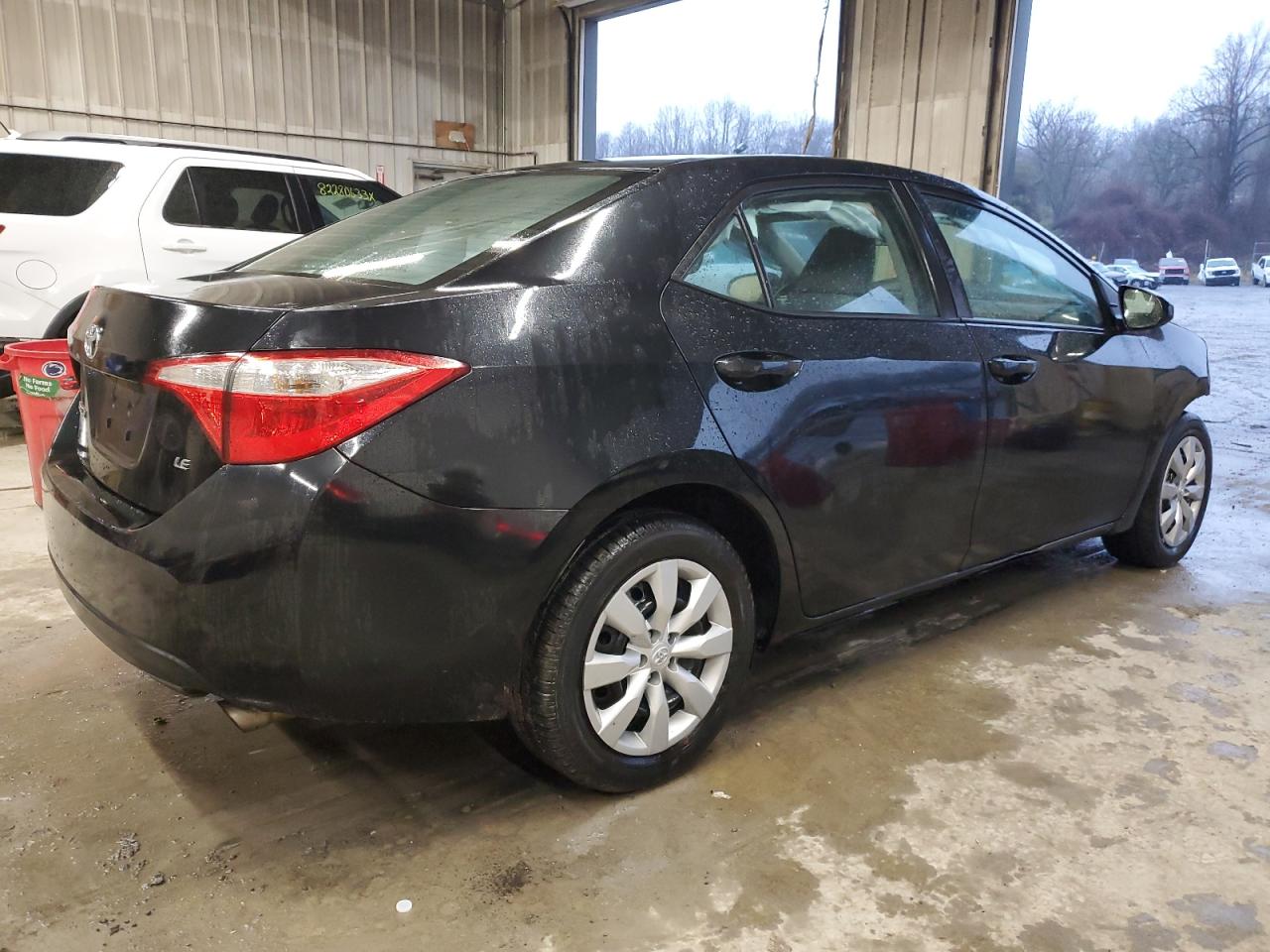 Image 3 of 2015 TOYOTA COROLLA L 2015 with VIN 2T1BURHE8FC476089