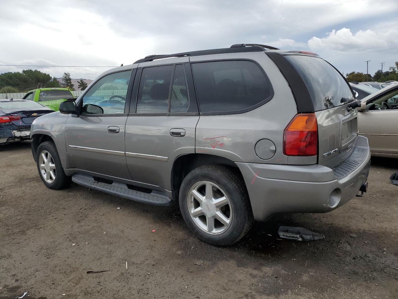 Изображение 2 2007 GMC ENVOY  2007 с VIN 1GKDT13S572155741