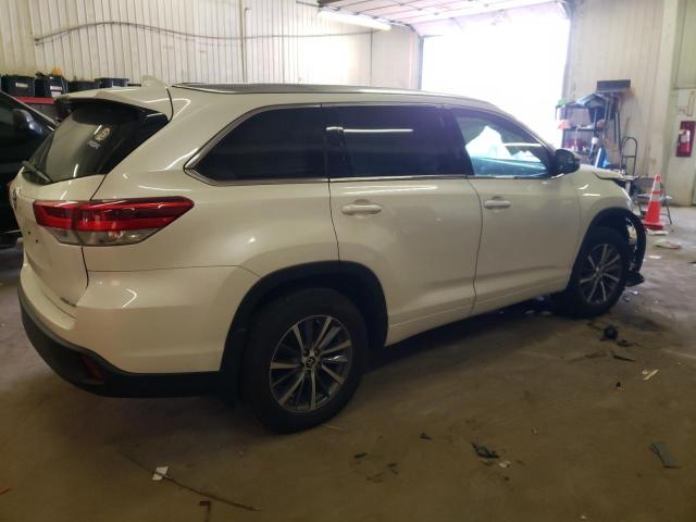 Obraz 3 z 2018 TOYOTA HIGHLANDER SE 2018 z VIN 5TDJZRFH1JS558076