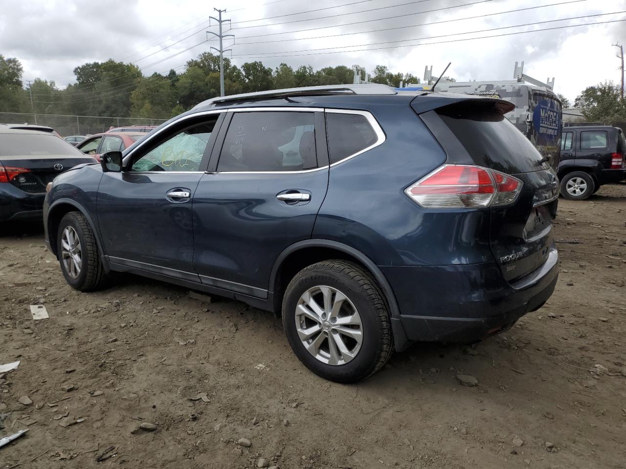 Obraz 2 z Nissan Rogue S 2015 z VIN 5N1AT2MV5FC922330